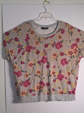 Lane Bryant Floral Short Sleeve Sweatshirt Top Gray/Pink 18/20 100% Cotton